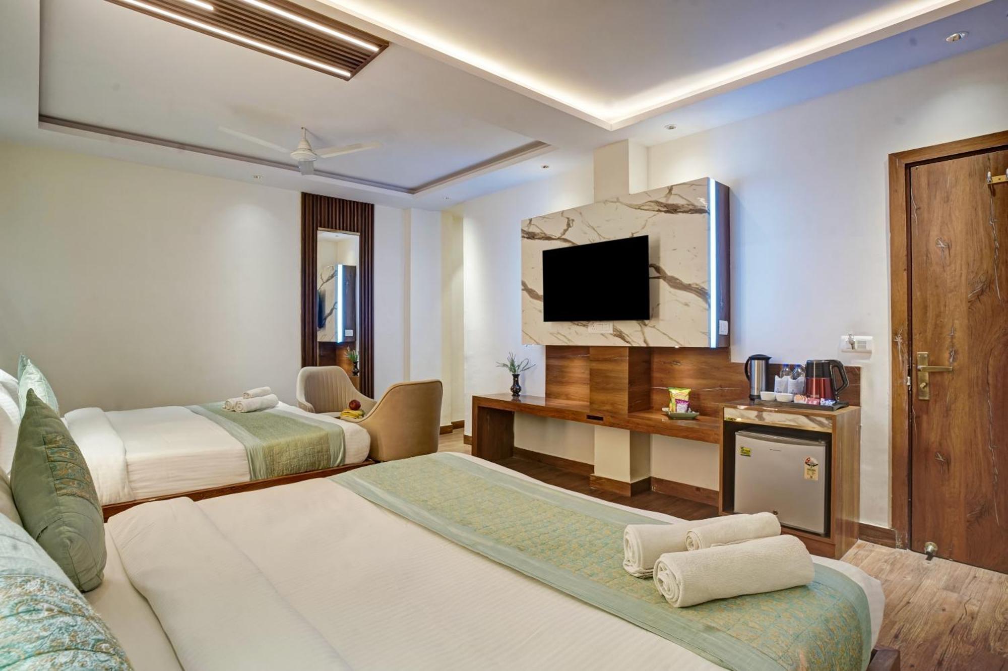 The Saina International - New Delhi, Paharganj Hotel Exterior photo
